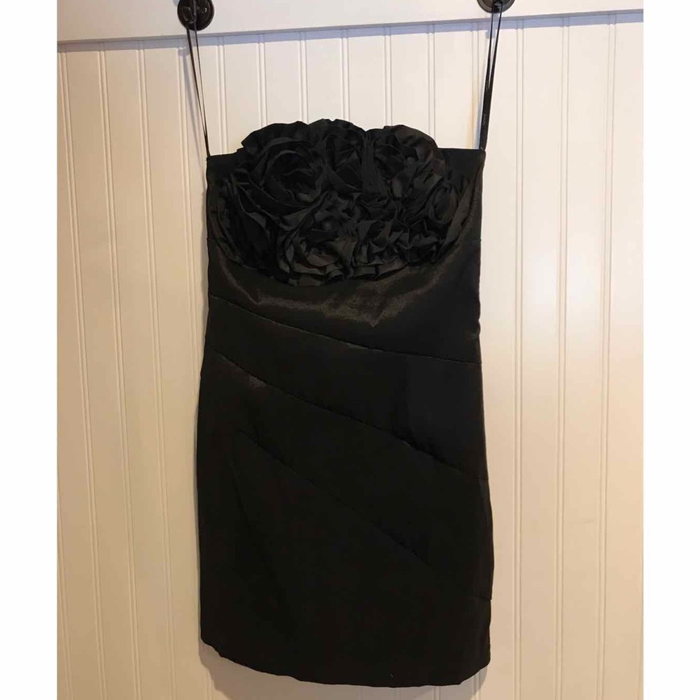 Flower Embellished Strapless Dress